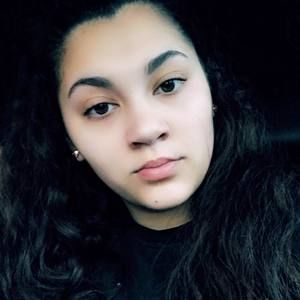 Meet your Posher, Devine